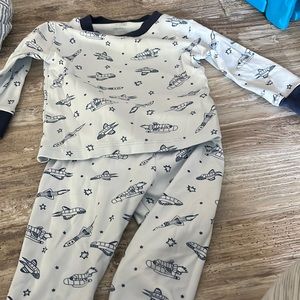 Kissy kissy pajamas size 18-24 but this brand runs small so I’d say size up